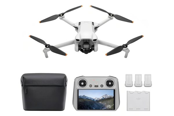 DJI Mini 3 Fly More Combo in offerta a 399€!