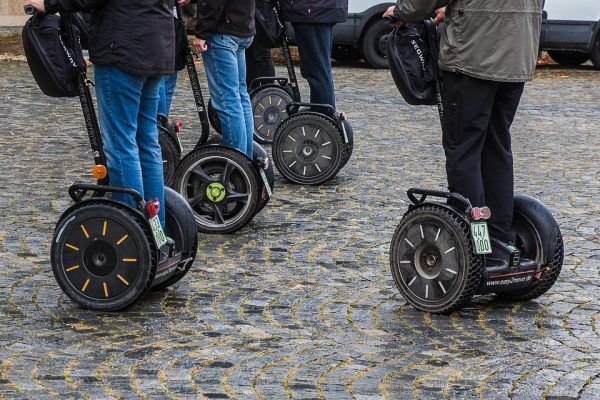 Segway ZT3 Pro o Navee NT5 Max: quale modello scegliere?