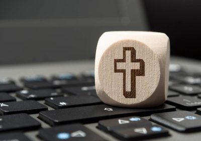 Servizi Cimiteriali Digitali: Limiti sulla Privacy Stabiliti dal Garante