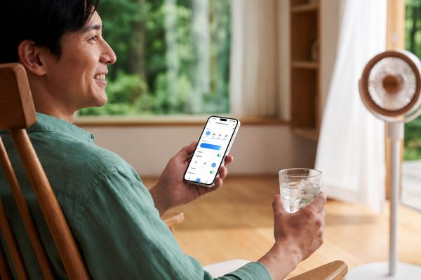 Rinfrescati con iPhone e il ventilatore Matter a batteria per combattere il caldo!