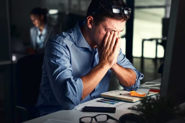 AI e Lavoro: Chi Sono i Veri Soggetti a Rischio nella Rivoluzione degli Algoritmi