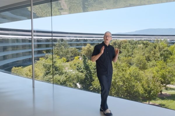Perché Tim Cook ha deciso di lasciare Apple proprio in questo momento