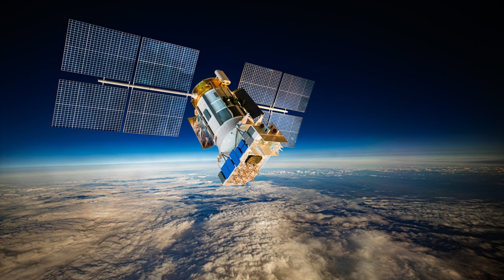 Satelliti in aumento: come astronomi e operatori collaborano nel cielo stellato