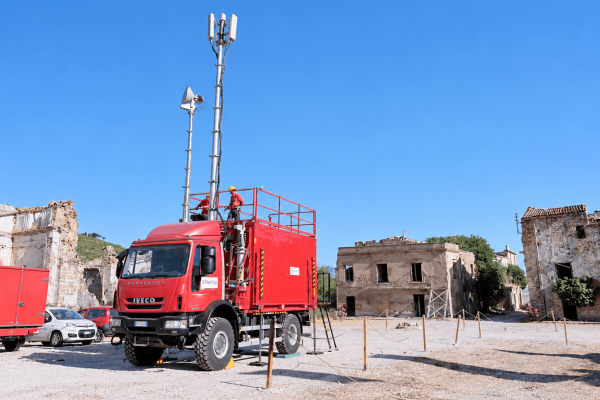 FiberCop: 14 Centrali Mobili per Assicurare la Continuità della Rete