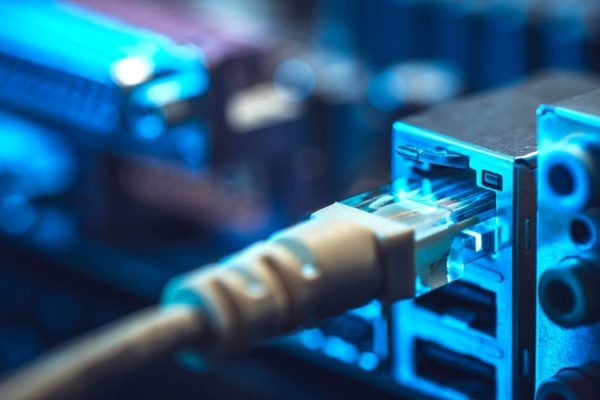 Fibra Aruba Pro per Aziende: Offerta Imperdibile a 27,78 Euro al Mese con Wi-Fi 7, Attivazione Gratuita e IP Statico!