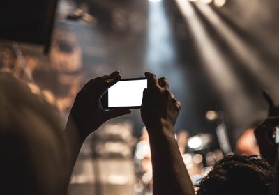 Come attivare WhatsApp scuro