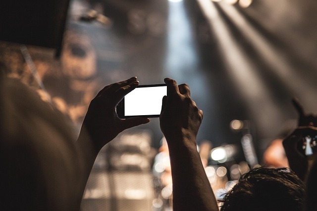 Come attivare WhatsApp scuro