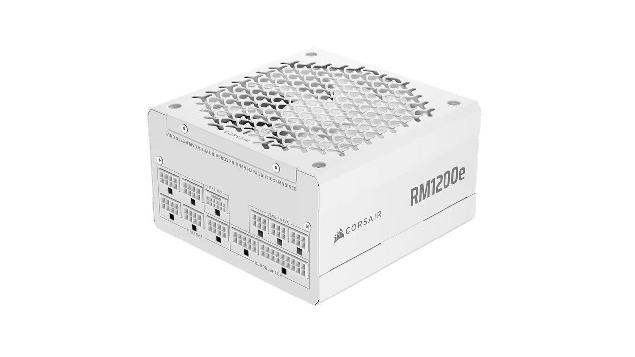 Corsair RM1200e in offerta a 194,90€