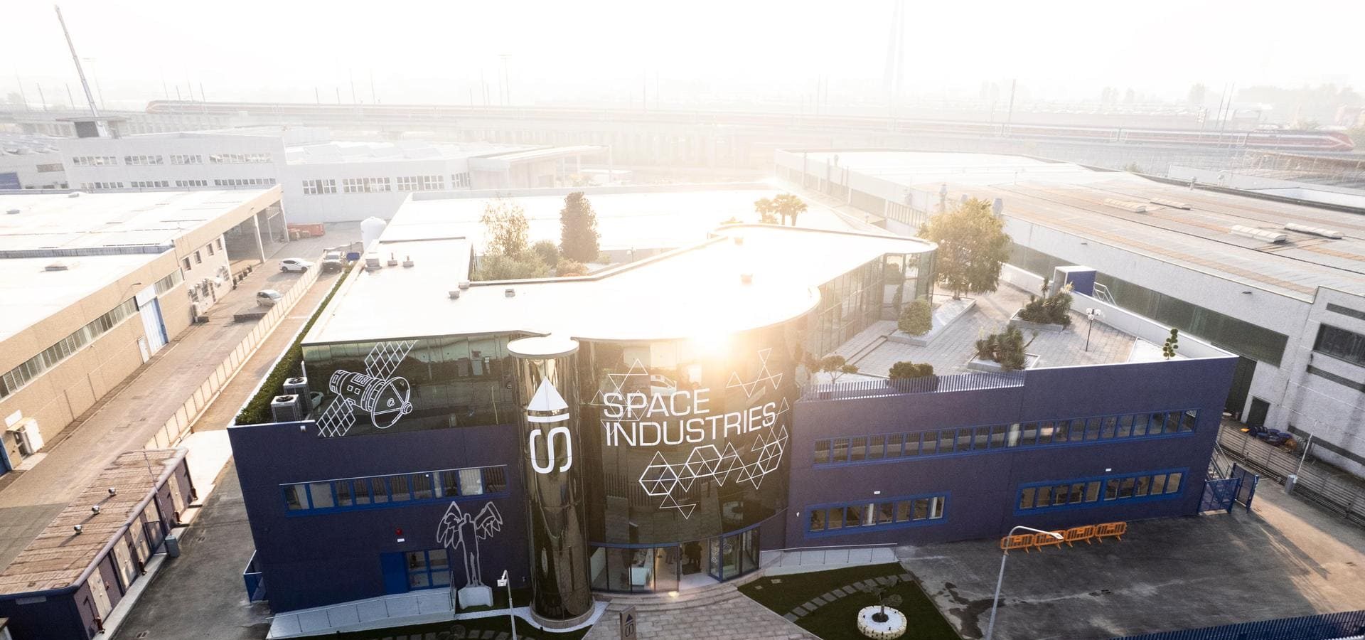 Space Industries lancia lo Stellar Hub: 20 milioni per la produzione in serie di satelliti