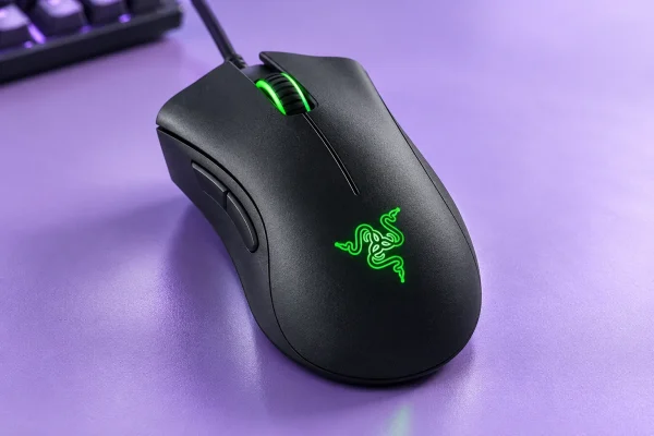 Razer DeathAdder Essential a 24,99€: Comfort Estremo per Lunghe Sessioni di Gioco