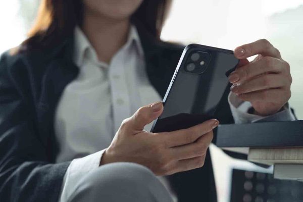 Very Mobile lancia il 5G Full Speed: 200 GB a soli 6,99 euro con attivazione tramite SPID e CIE